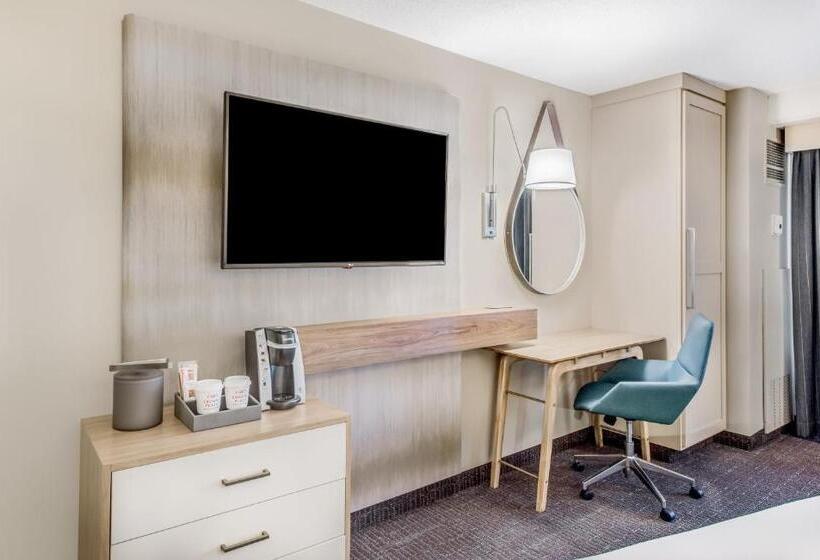 Номер Стандарт 2 Двуспальные Кровати, Crowne Plaza Cleveland At Playhouse Square, An Ihg