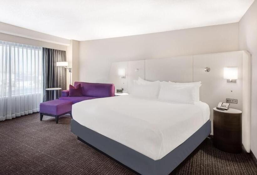 Стандартный Номер Кровать Кинг, Crowne Plaza Cleveland At Playhouse Square, An Ihg