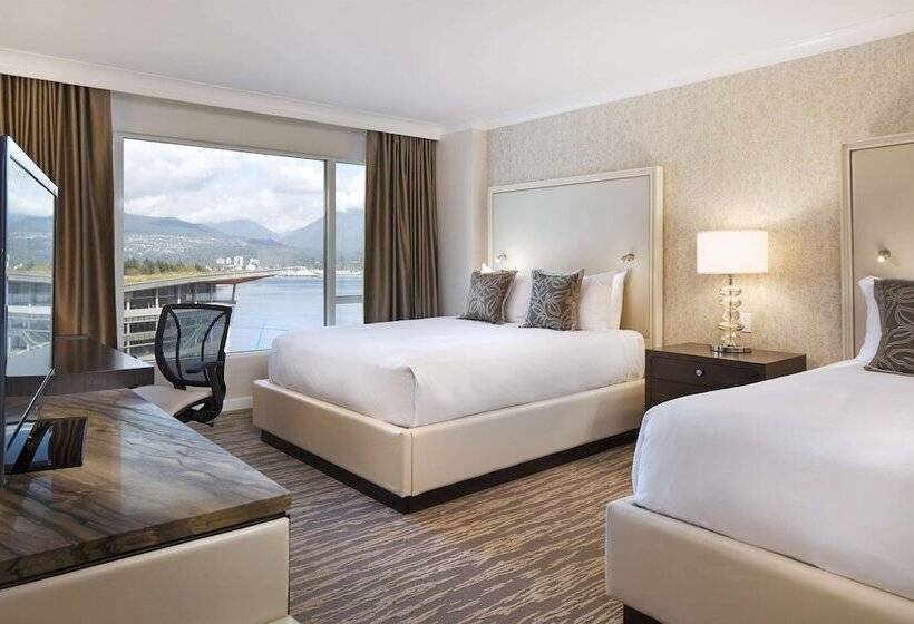Номер Стандарт 2 Двуспальные Кровати, Fairmont Waterfront