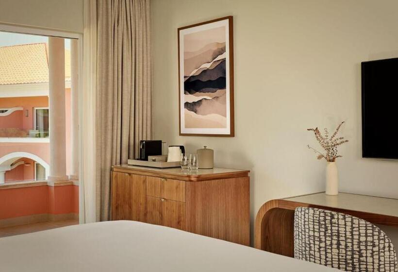 스탠다드 룸 킹사이즈 침대, Penha Longa Resort