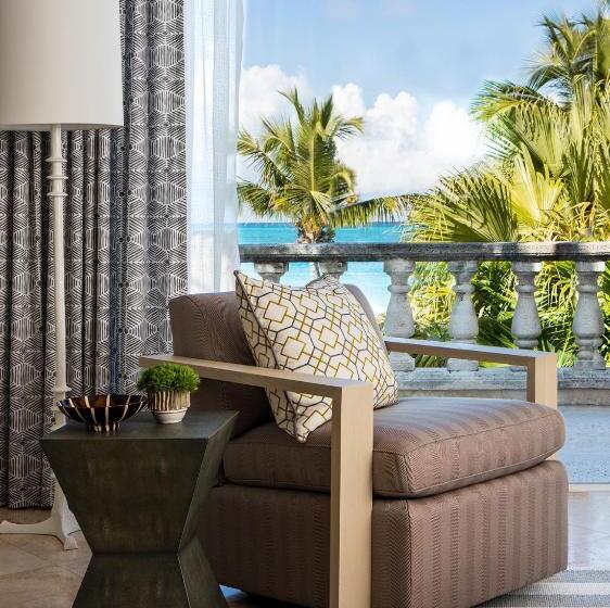 سوییت لوکس, Grace Bay Club