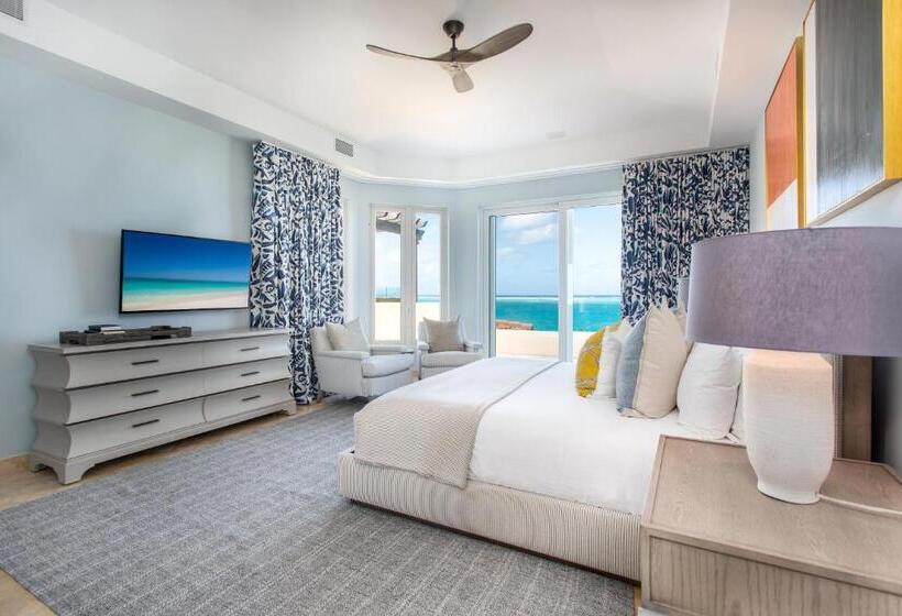 سوییت, Grace Bay Club