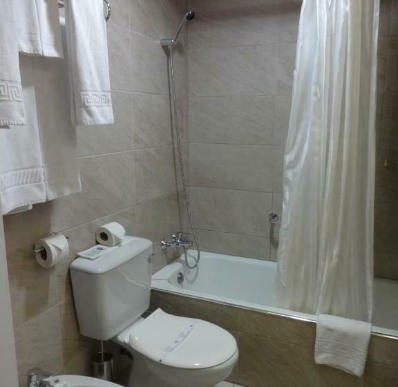 Habitación Triple Estándar, Windsor