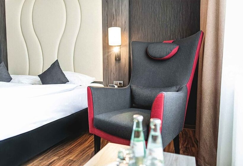 Полулюкс, Best Western Plaza Hotel Grevenbroich