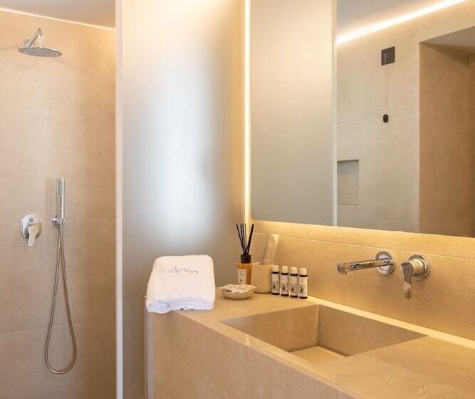 Полулюкс Повышенной Комфортности, Elena Hotel Mykonos
