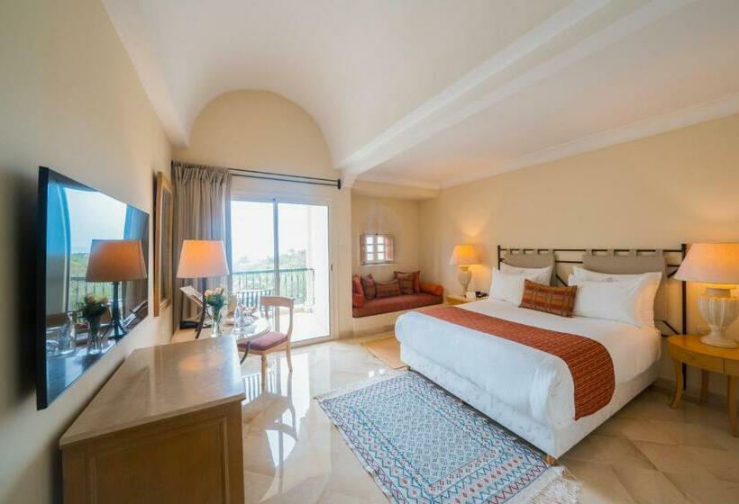 اتاق لوکس با چشم‌انداز دریا, The Residence Tunis