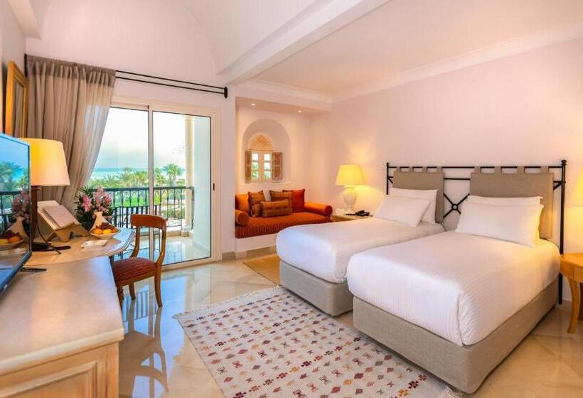 اتاق لوکس با چشم‌انداز دریا, The Residence Tunis