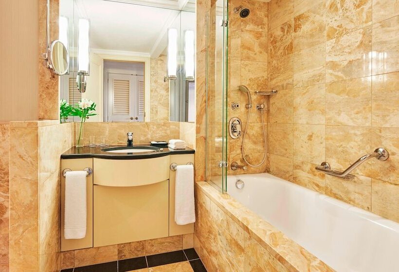 Люкс Повышенной Комфортности, Sheraton Grand Warsaw