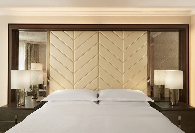 سوییت لوکس, Sheraton Grand Warsaw