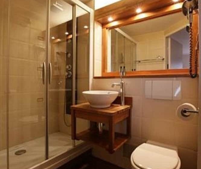 اتاق استاندارد, Greenhotels Roissy Parc Des Expositions