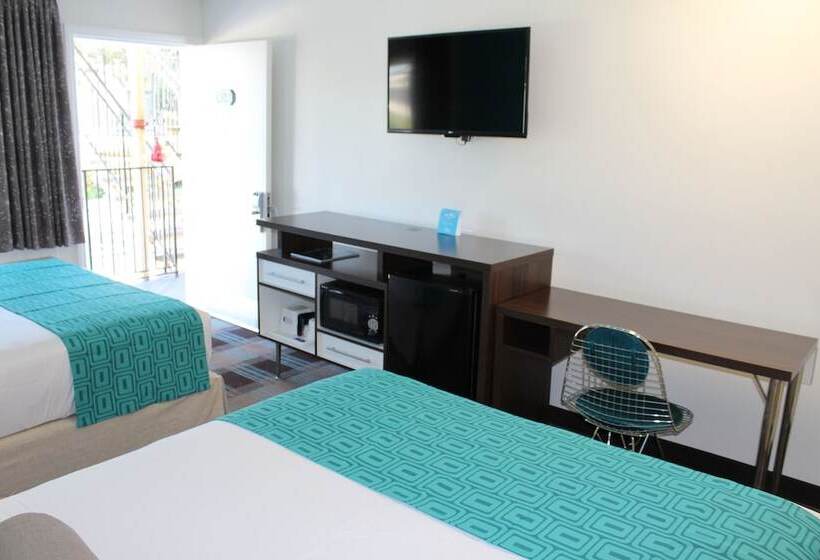 Номер Стандарт, Howard Johnson By Wyndham San Diego Hotel Circle