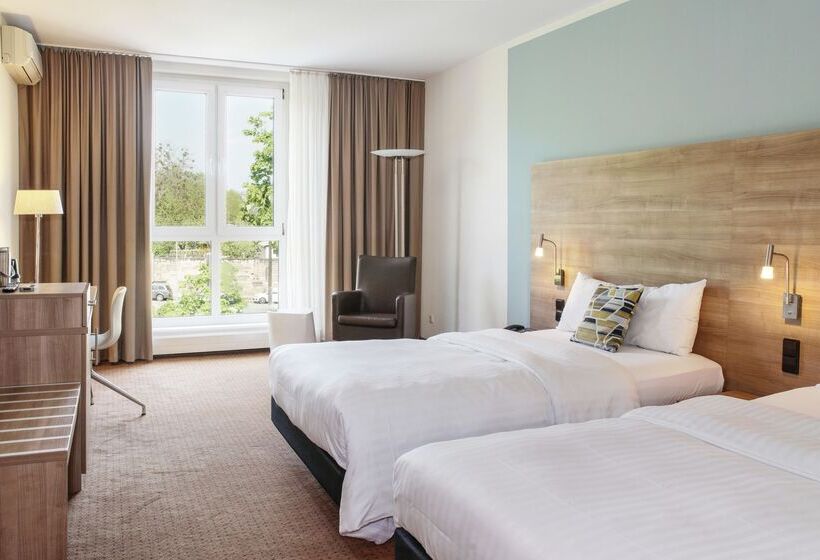 Номер Комфорт, Courtyard By Marriott Dresden