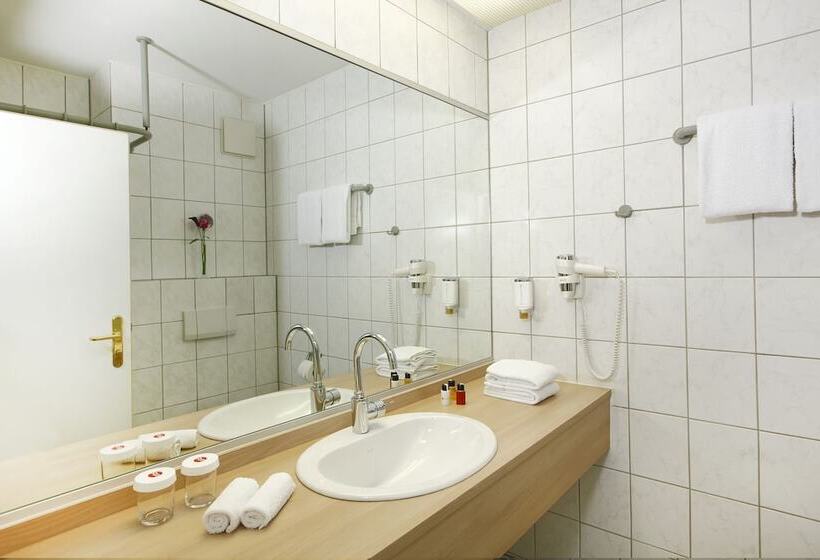 Номер Комфорт, H+ Hotel Wiesbaden Niedernhausen