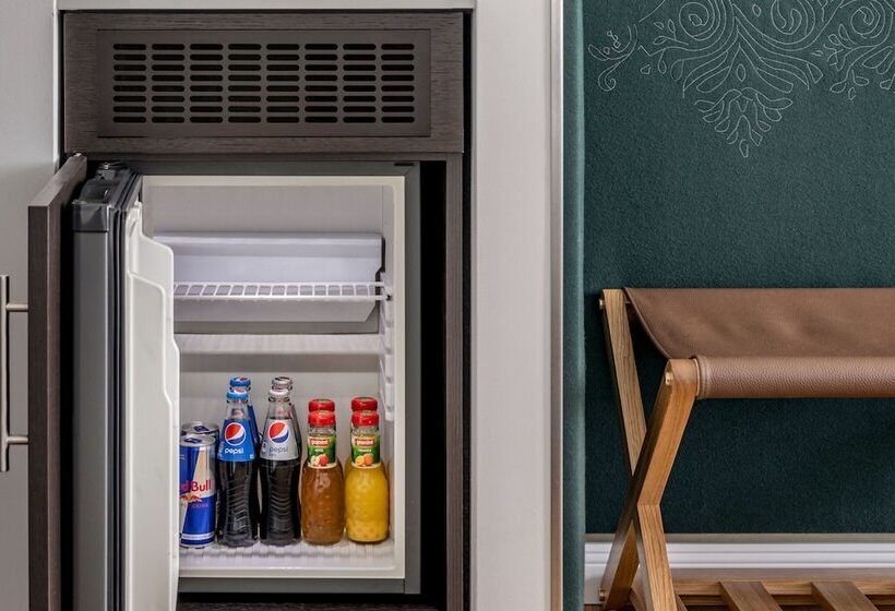 Номер Deluxe, Munich Marriott