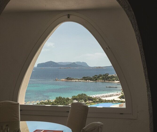 سوییت, Romazzino, A Belmond Hotel, Costa Smeralda