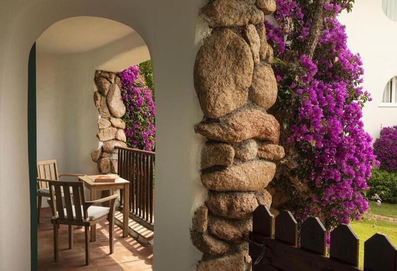 سوییت لوکس, Romazzino, A Belmond Hotel, Costa Smeralda