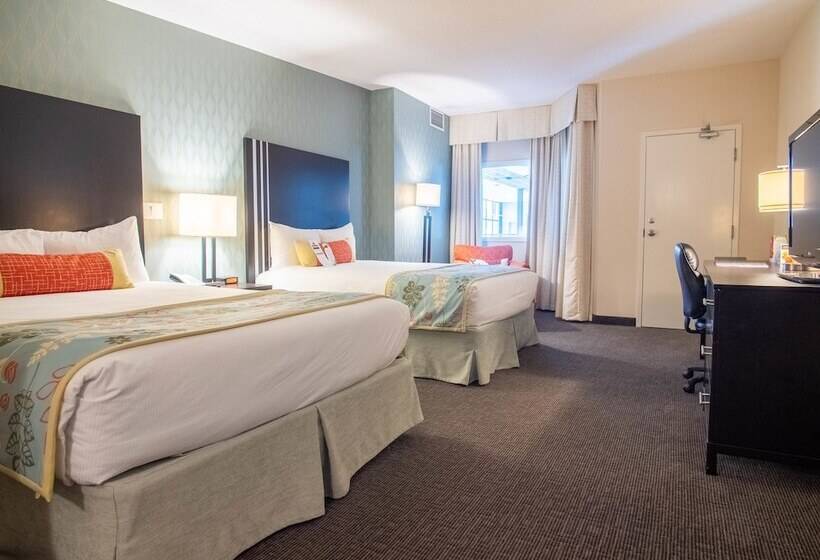 プールビューコンフォートルーム, Coast Kamloops Hotel & Conference Centre
