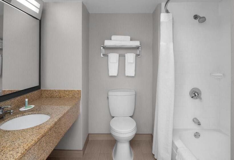 Люкс Executive Кровать Кинг, Courtyard By Marriott Cypress Anaheim / Orange County