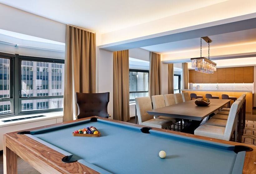 프레지덴셜 스위트, New York Hilton Midtown
