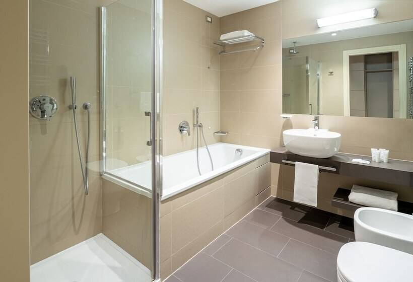 اتاق اجرایی, Unahotels Bologna Fiera