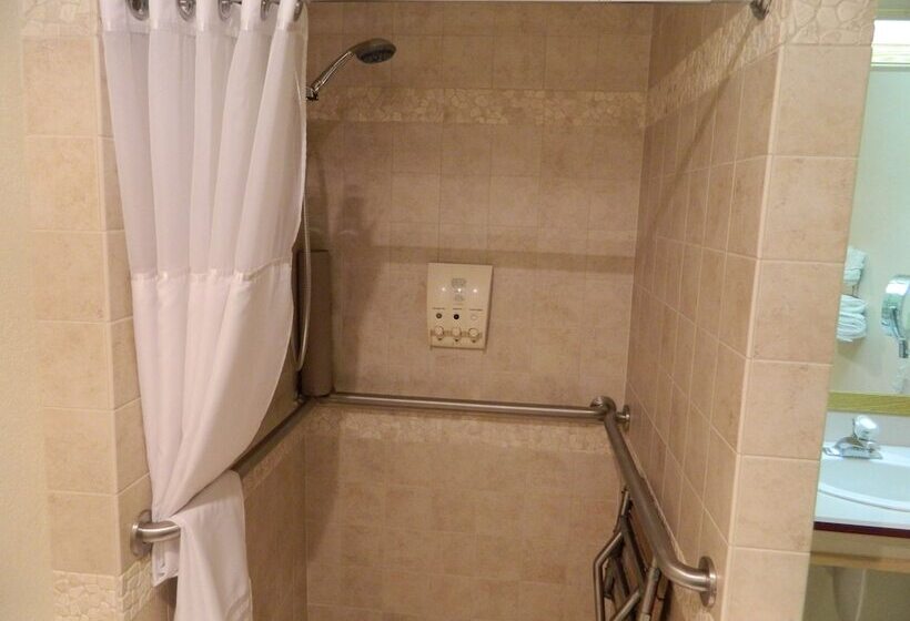 Люкс, Best Western Plus Mill Creek Inn