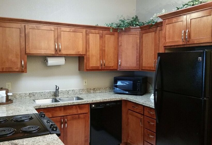 Люкс, Best Western Plus Mill Creek Inn