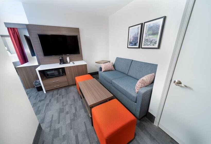 Люкс, Comfort Inn & Suites Wyomissing Reading