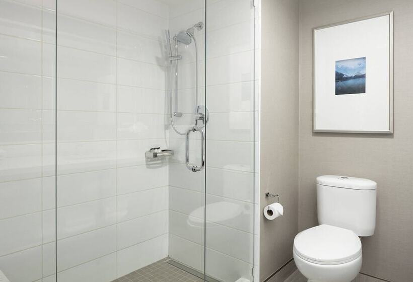 クラブルーム, Sheraton Vancouver Guildford