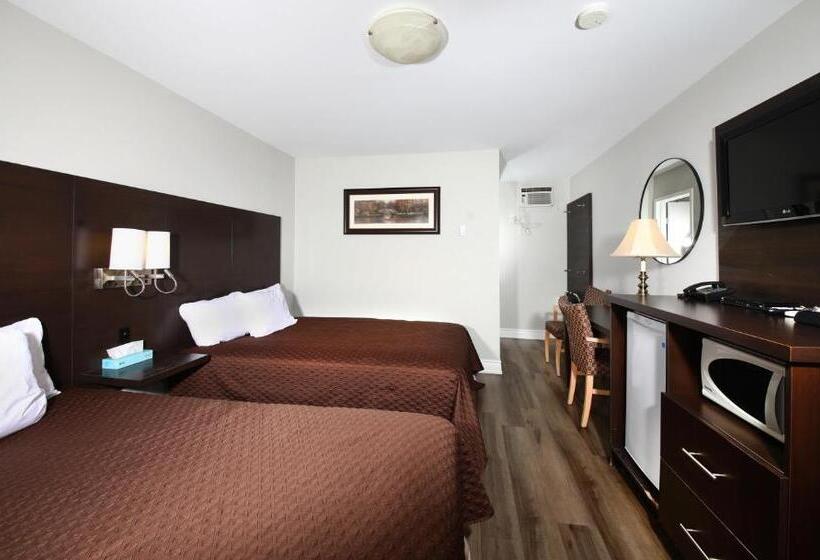 带2个双人床的标准工作室, Cedar Lodge Motel