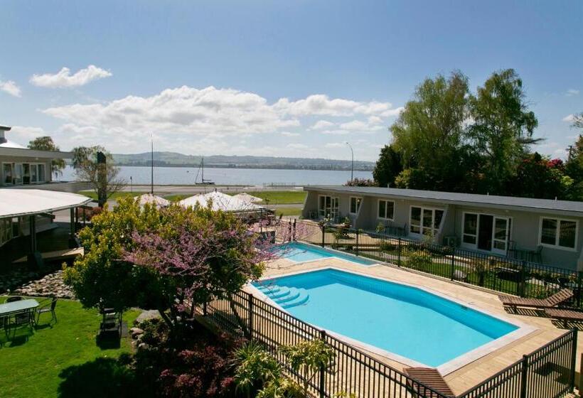 2 Bedrooms Apartment Lake View, Anchorage Resort Taupo Nz