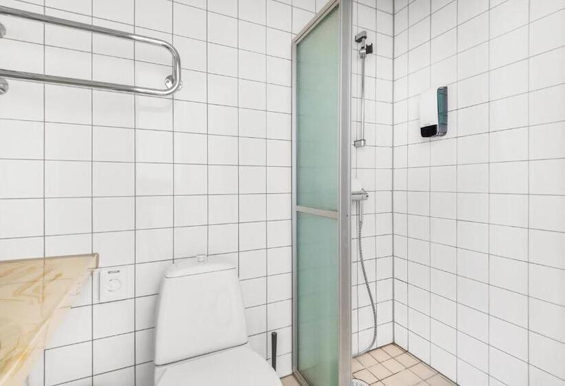 스탠다드 룸, Hiisi Hotel Lohja