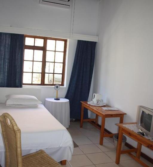 Номер Стандарт Индивидуальный, Karoopark Guest House