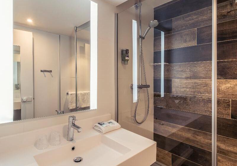 Номер Superior Вид на Бассейн, Mercure Antibes Sophia Antipolis