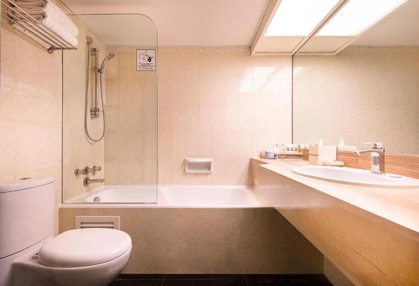 اتاق استاندارد تودرتو, Regal Riverside