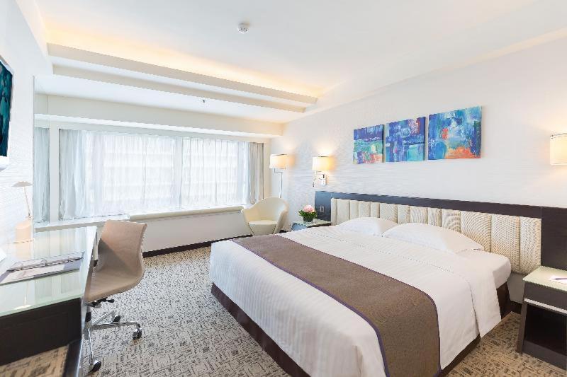 اتاق استاندارد, Regal Riverside