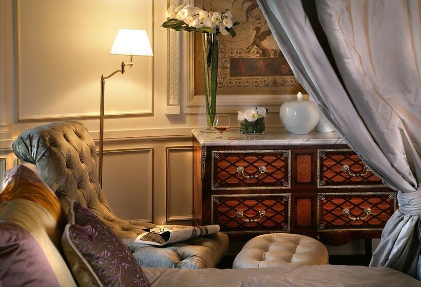 Королевский Люкс, Intercontinental Hotels Chantilly Chateau Mont Royal, An Ihg