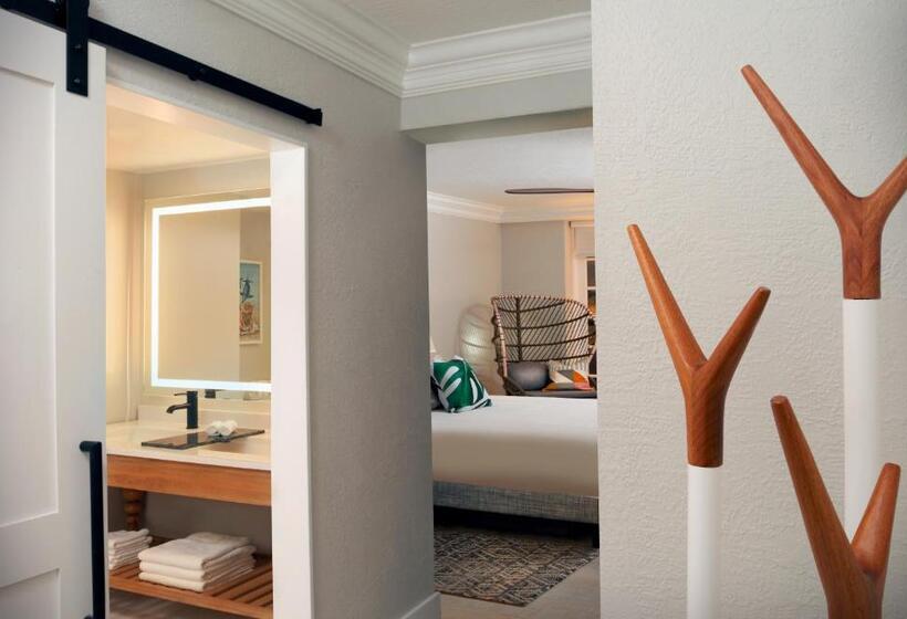 스탠다드 도시전망 룸, Pelican Grand Beach Resort, A Noble House Resort