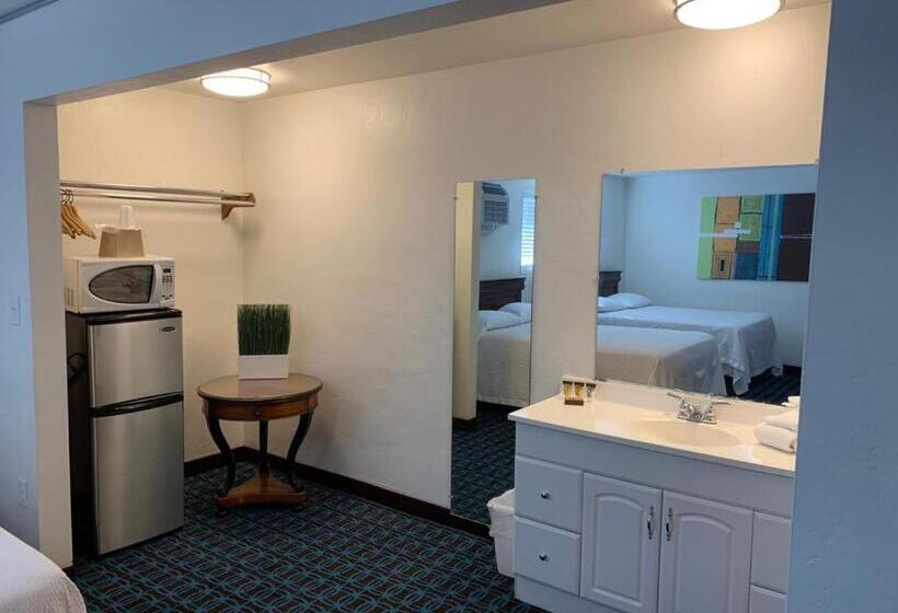 Семейный Номер Deluxe, The Sands Motel