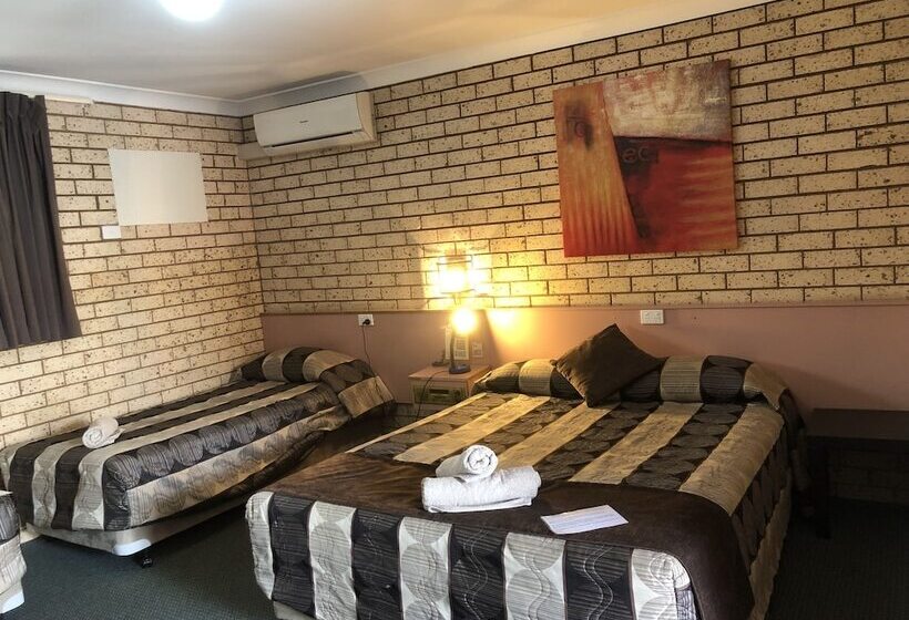 Трехместный Номер Deluxe, Alamo Motor Inn