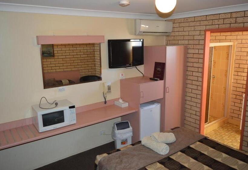 Номер Стандарт, Alamo Motor Inn