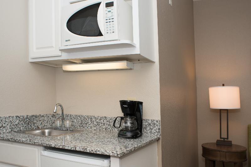 Suíte Cama King, Comfort Suites Maingate East
