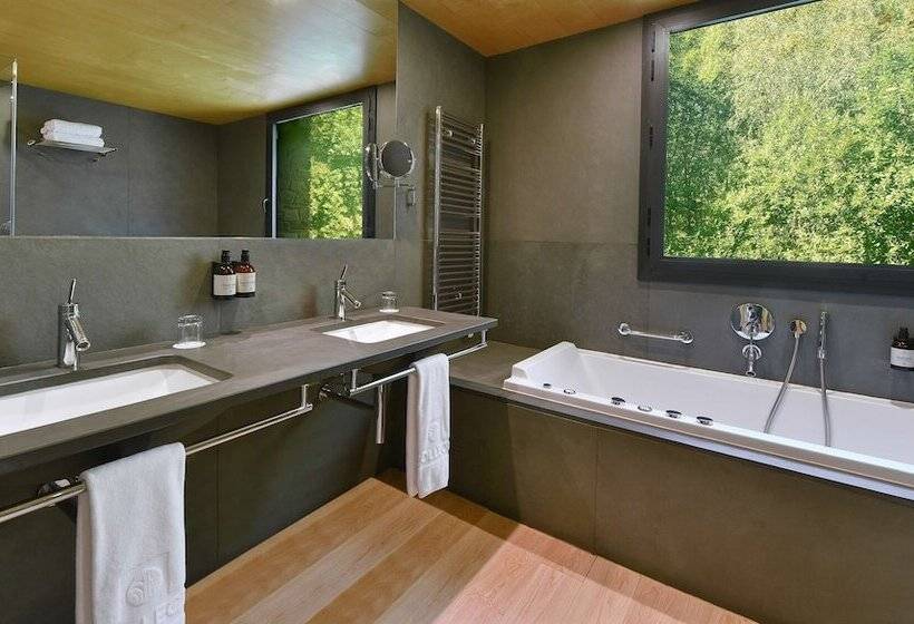 سوئیت با چشم‌انداز, NH Collection Andorra Palome