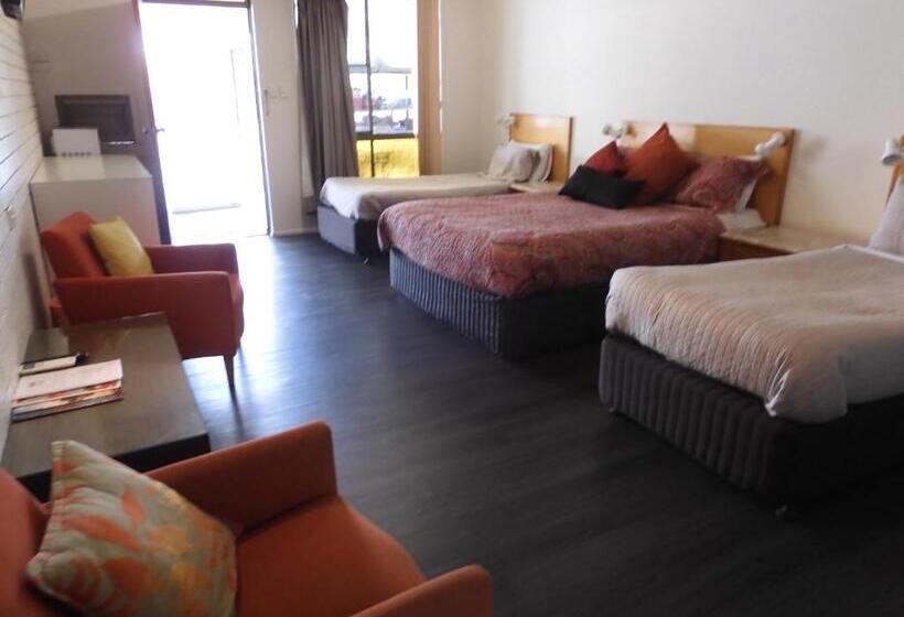 베이직 3인 룸, Dalby Parkview Motel