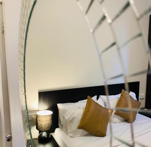 스탠다드 룸, Greenwich Inn Motel