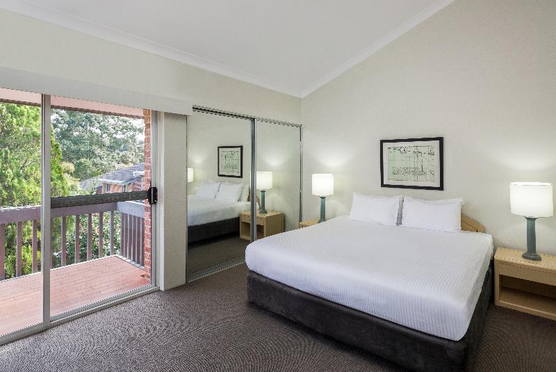 Апартаменты 2 Спальни, Medina Serviced Apartments North Ryde Sydney