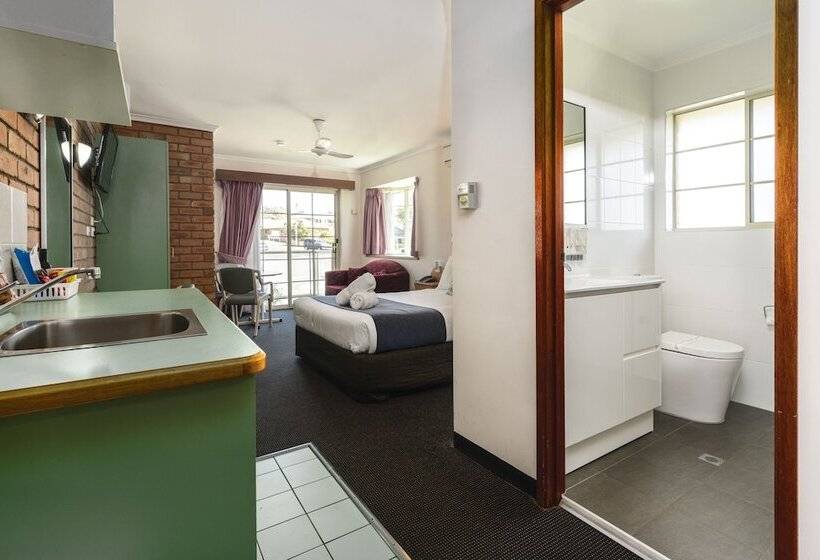 이그제큐티브 스위트, Sapphire Waters Motor Inn