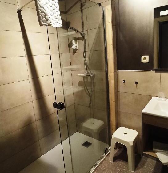 Трехместный Номер Стандарт с Видом, Le Chalet