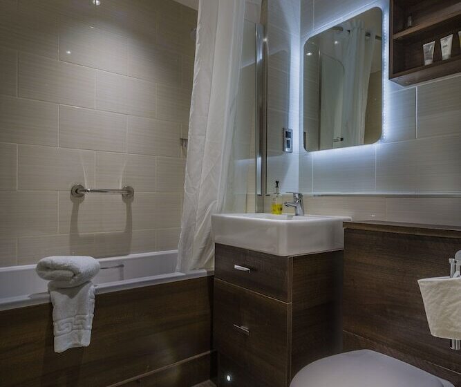 Семейный Номер Superior, The Admiral Rodney Hotel, Horncastle, Lincolnshire