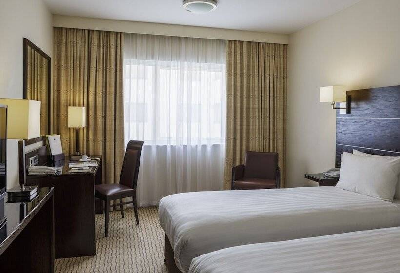 Номер Стандарт, Doubletree By Hilton London Heathrow Airport