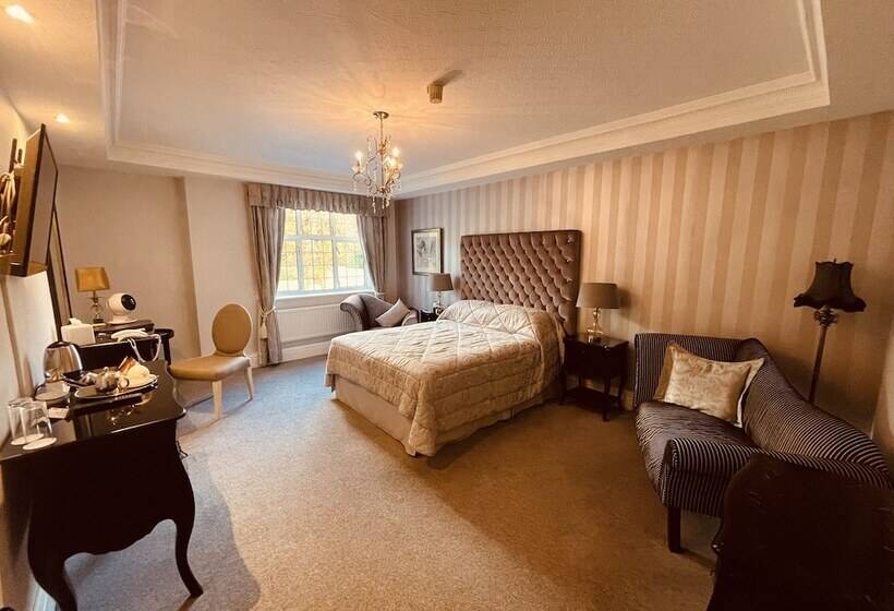 Номер Стандарт, Nuthurst Grange Country House